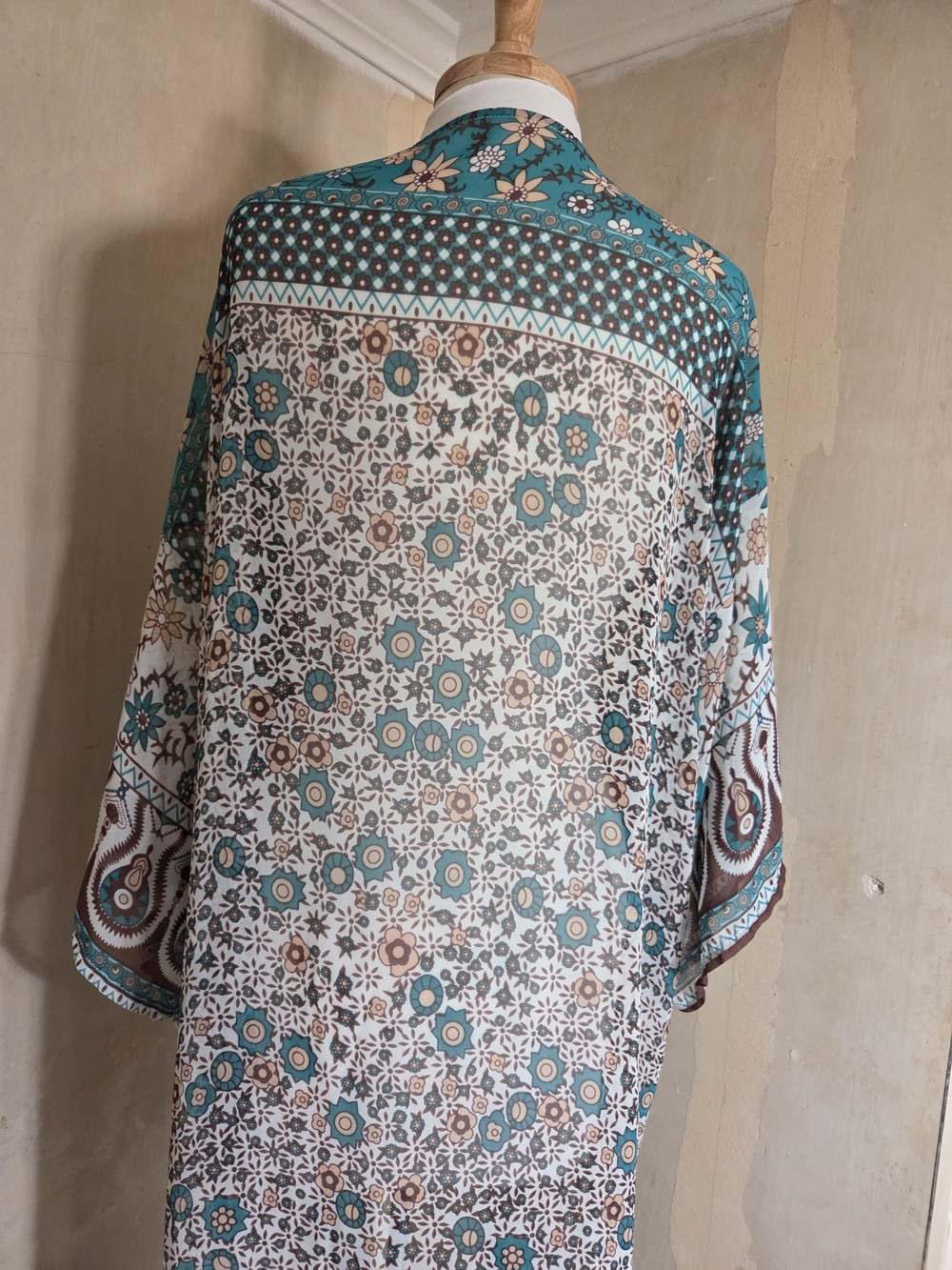 Boho Floral Long Kimono - Picture 7 of 9